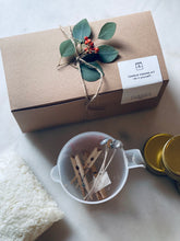 Load image into Gallery viewer, make your own candle kit (small)